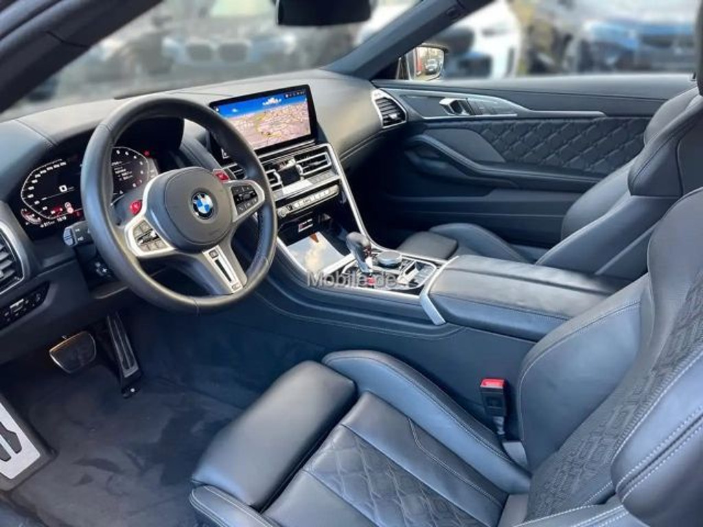 BMW M8