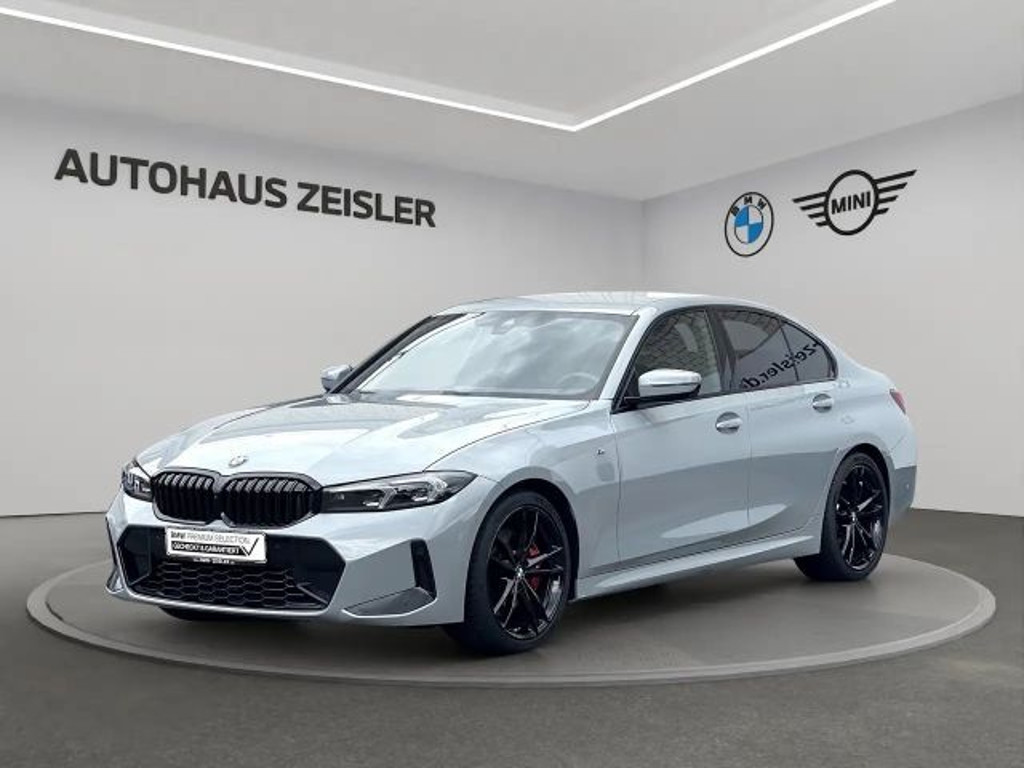 BMW 3 Serie 330 M-Sport Sedan 330i