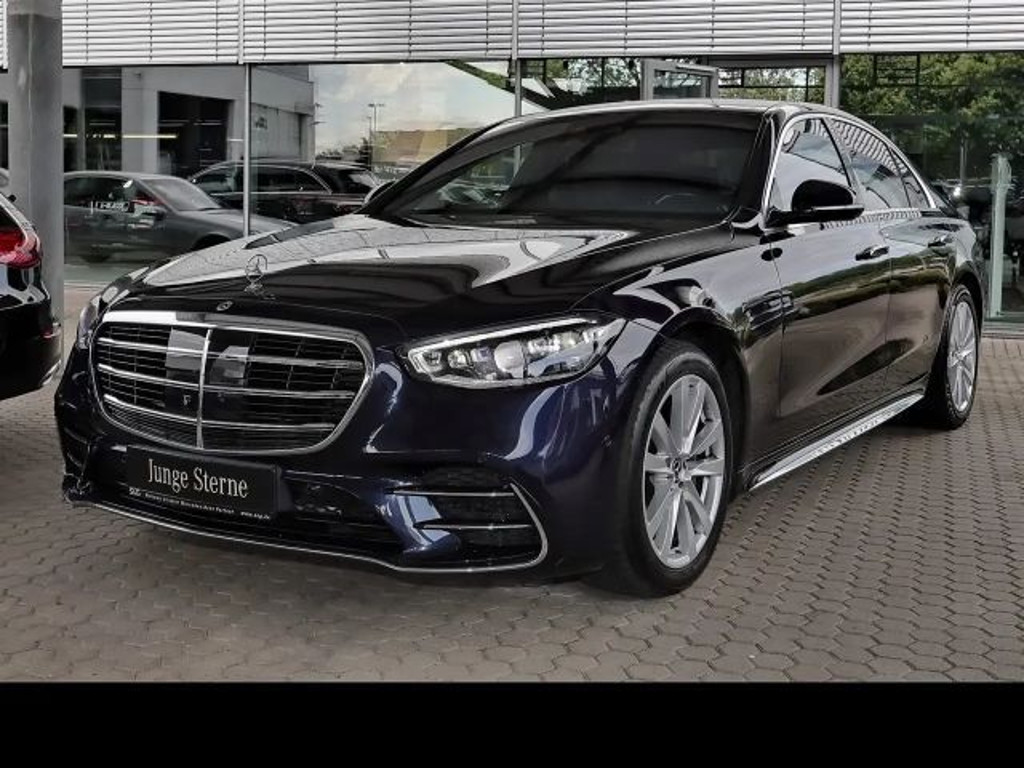 Mercedes-Benz S-Klasse S 400 4MATIC AMG Line S 400 d Sedan