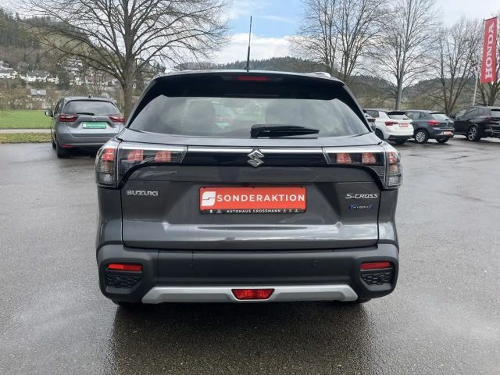 Suzuki S-Cross