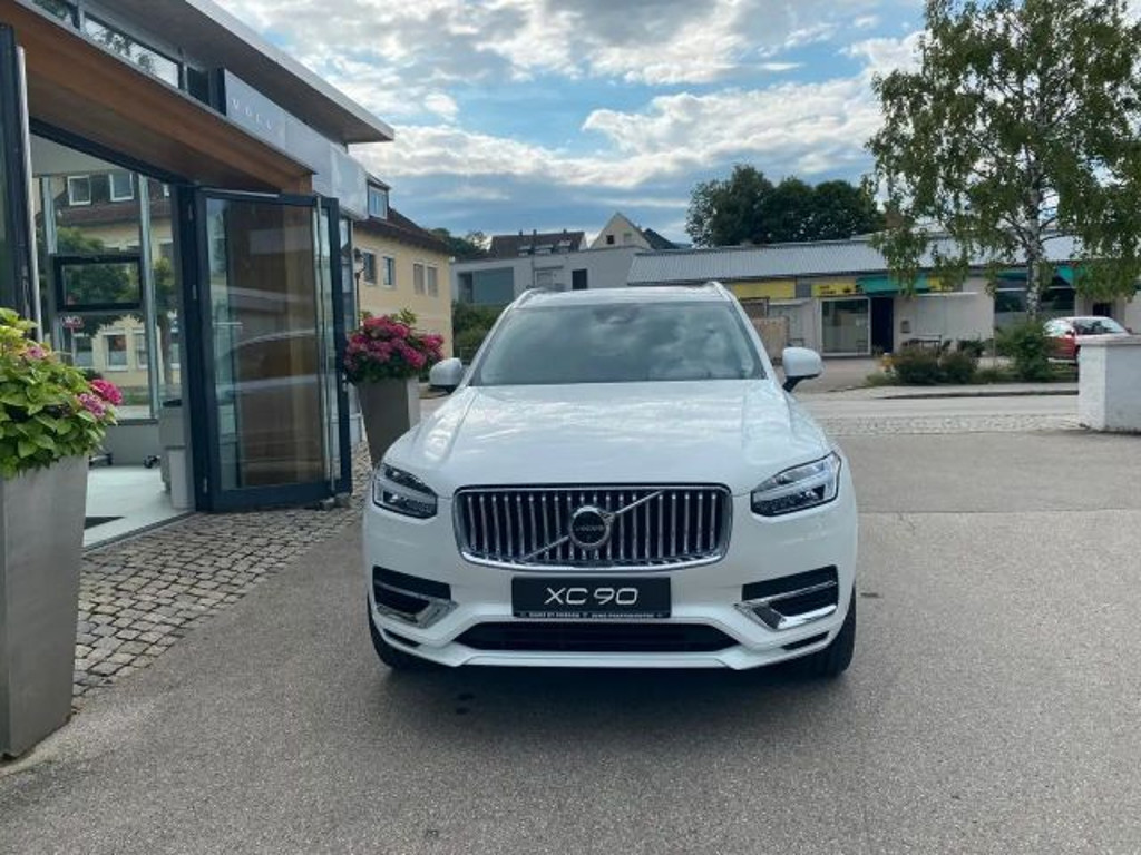 Volvo XC90 T8 Recharge Ultimate Bright