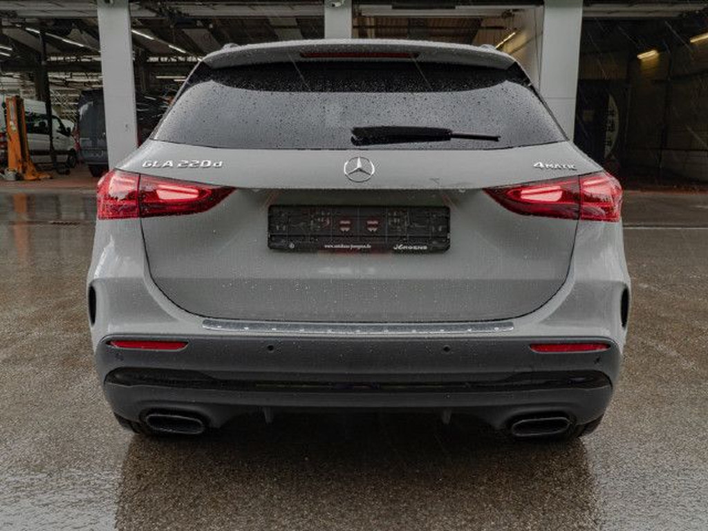 Mercedes-Benz GLA-Klasse