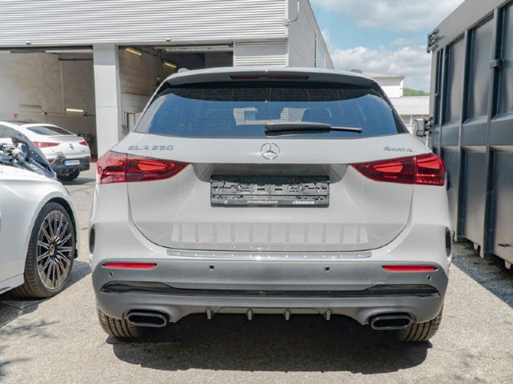 Mercedes-Benz GLA-Klasse