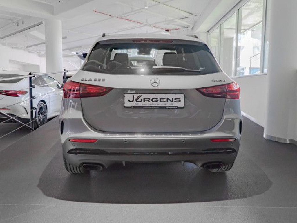 Mercedes-Benz GLA-Klasse