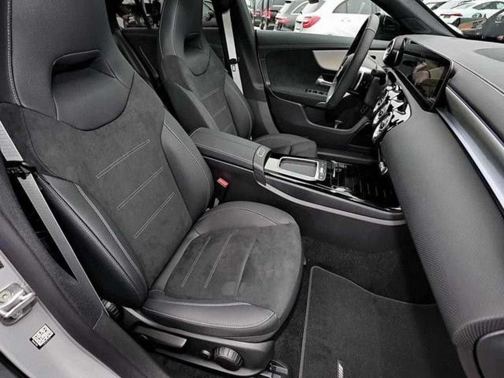 Mercedes-Benz CLA-Klasse CLA 180 Coupé