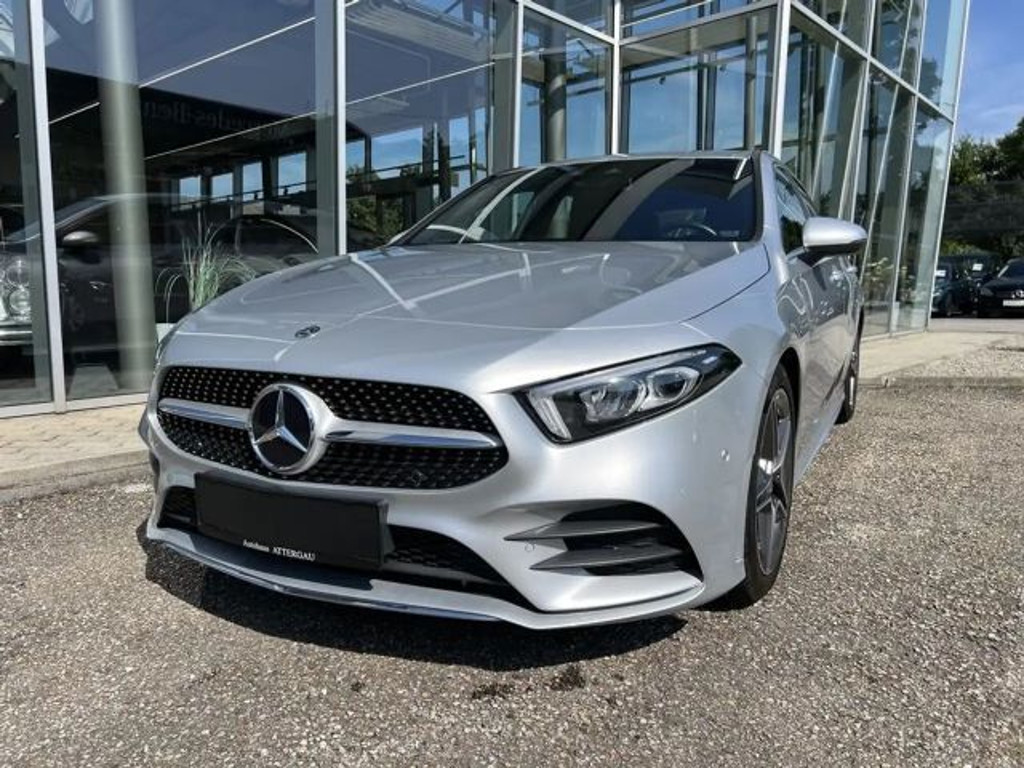 Mercedes-Benz A-Klasse A 180 °AMG-LINE° wenig Kilometer°