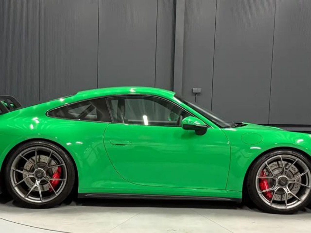 Porsche 992