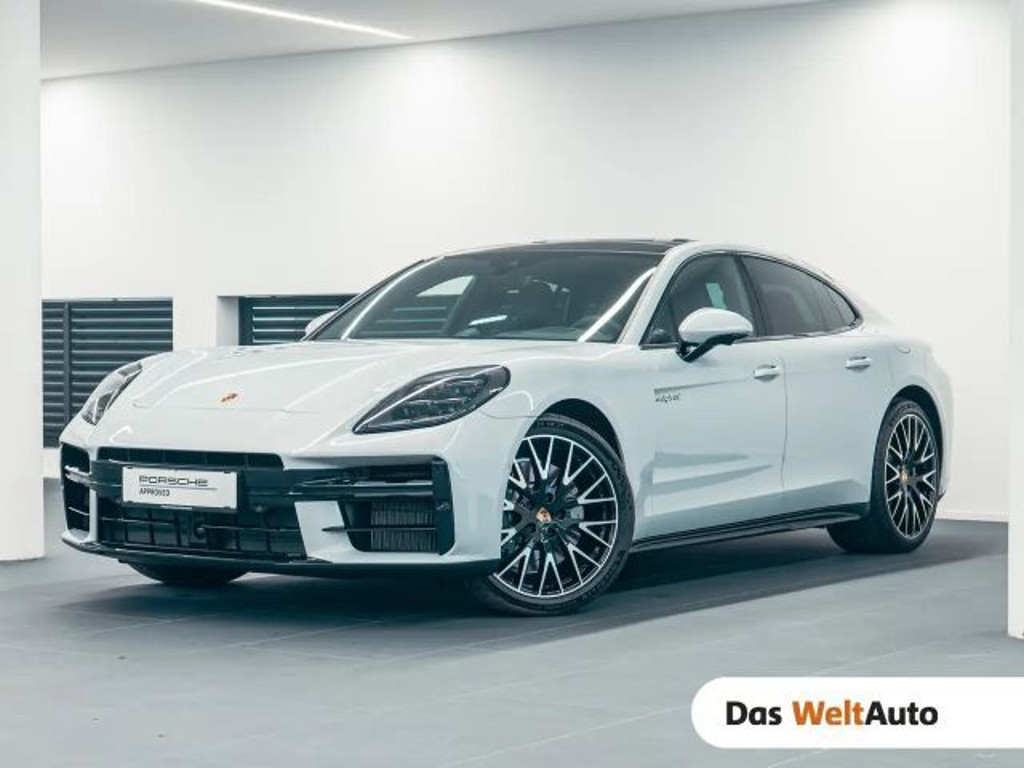 Porsche Panamera E-Hybrid 4