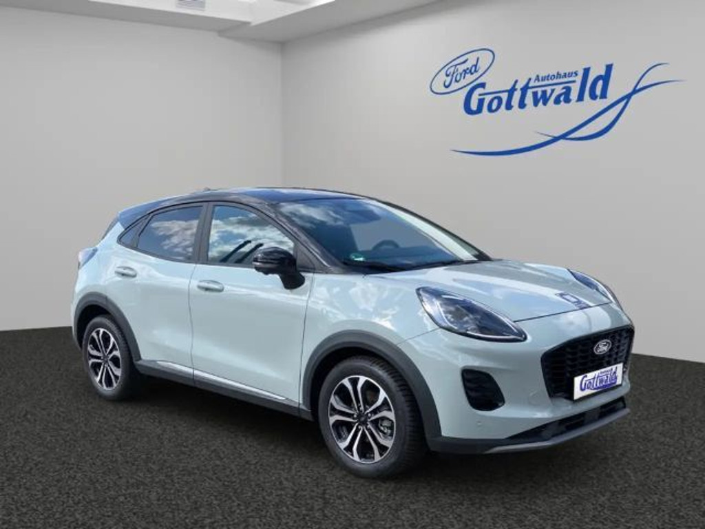 Ford Puma EcoBoost Titanium