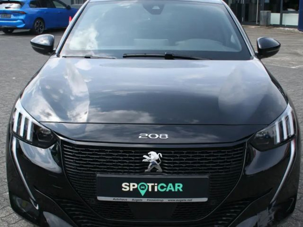 Peugeot e-208