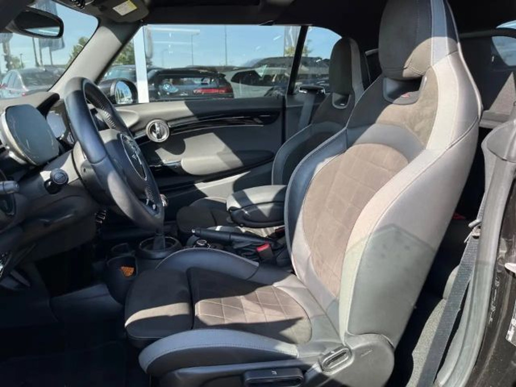 Mini John Cooper Works Cabrio