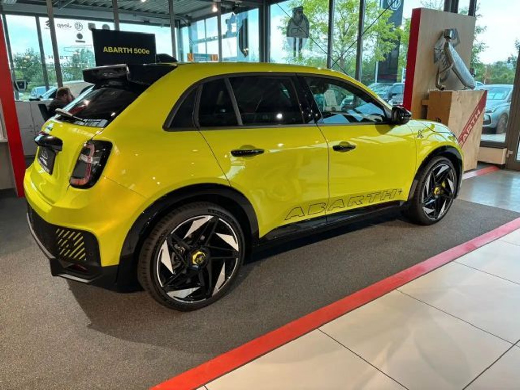 Abarth 600e