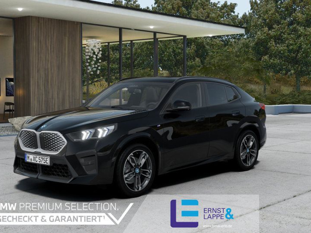 BMW iX2 xDrive30