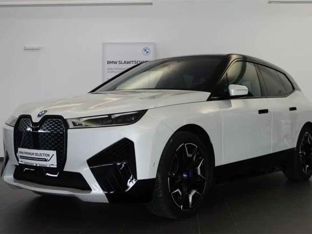 BMW iX xDrive50