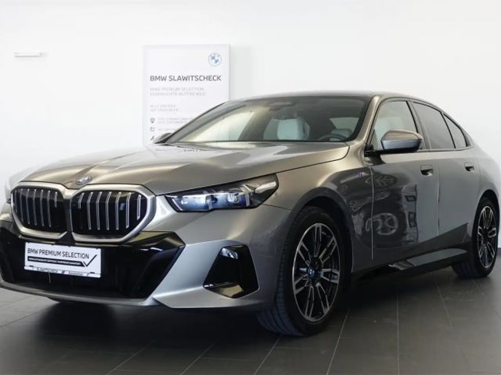 BMW i5 M-Sport Sedan eDrive40