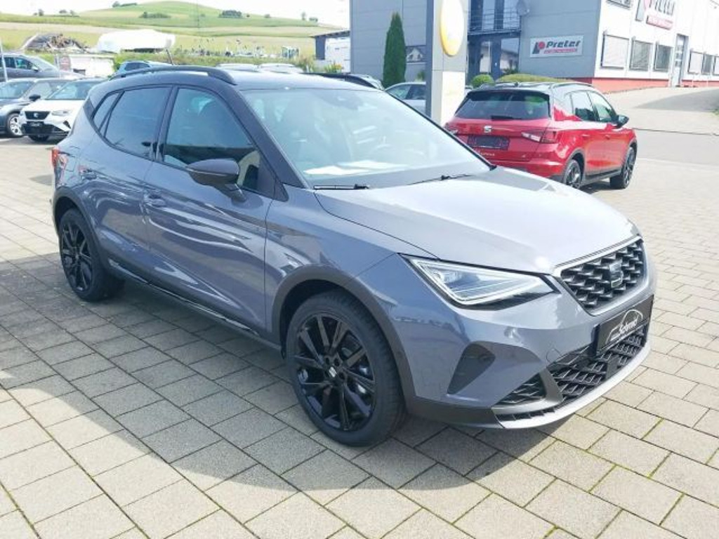 Seat Arona
