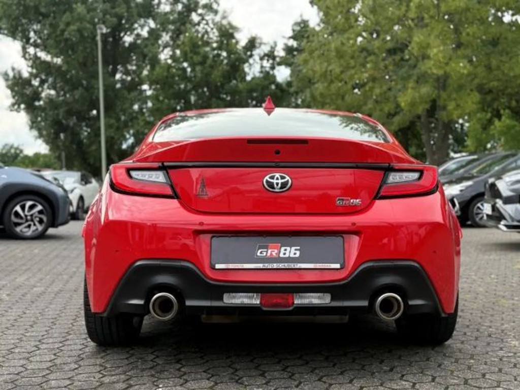 Toyota GR86