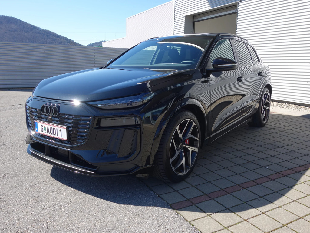 Audi SQ6 e-tron e-tron