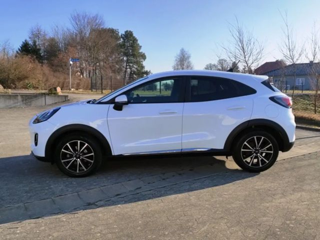 Ford Puma EcoBoost Titanium