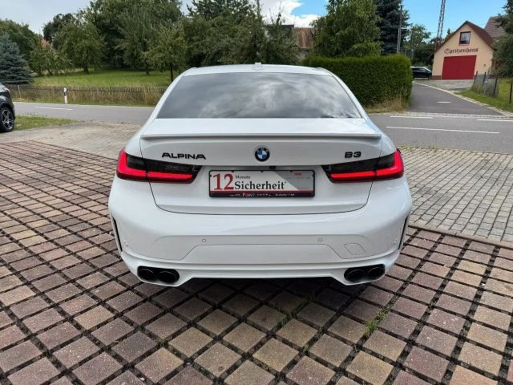 Alpina B3