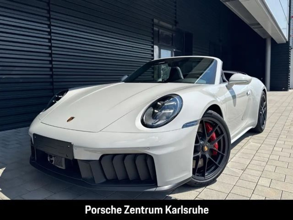 Porsche 992 GTS Cabrio Carrera