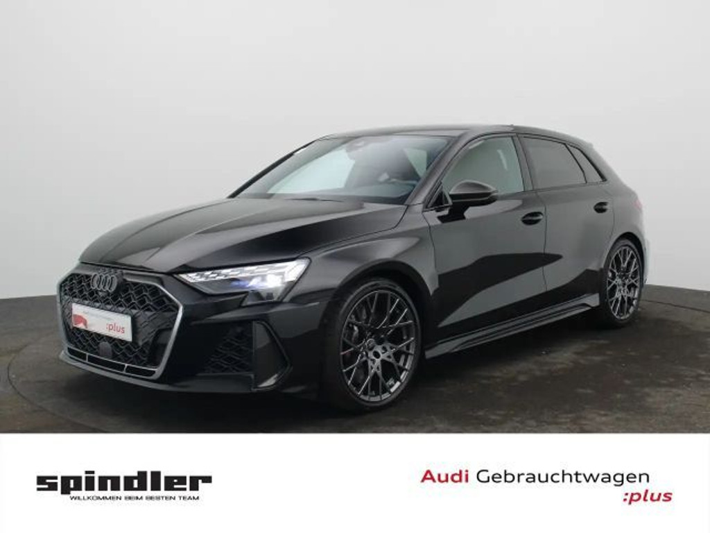 Audi RS3 Sedan Quattro S-Tronic