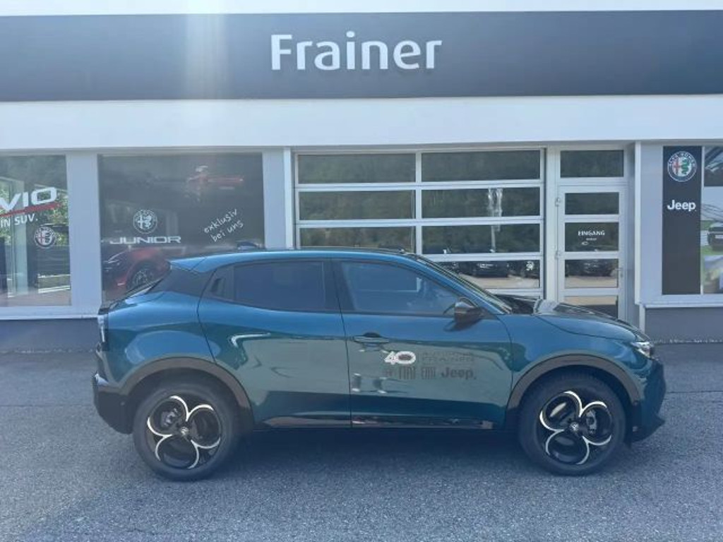 Alfa Romeo Junior Ibrida