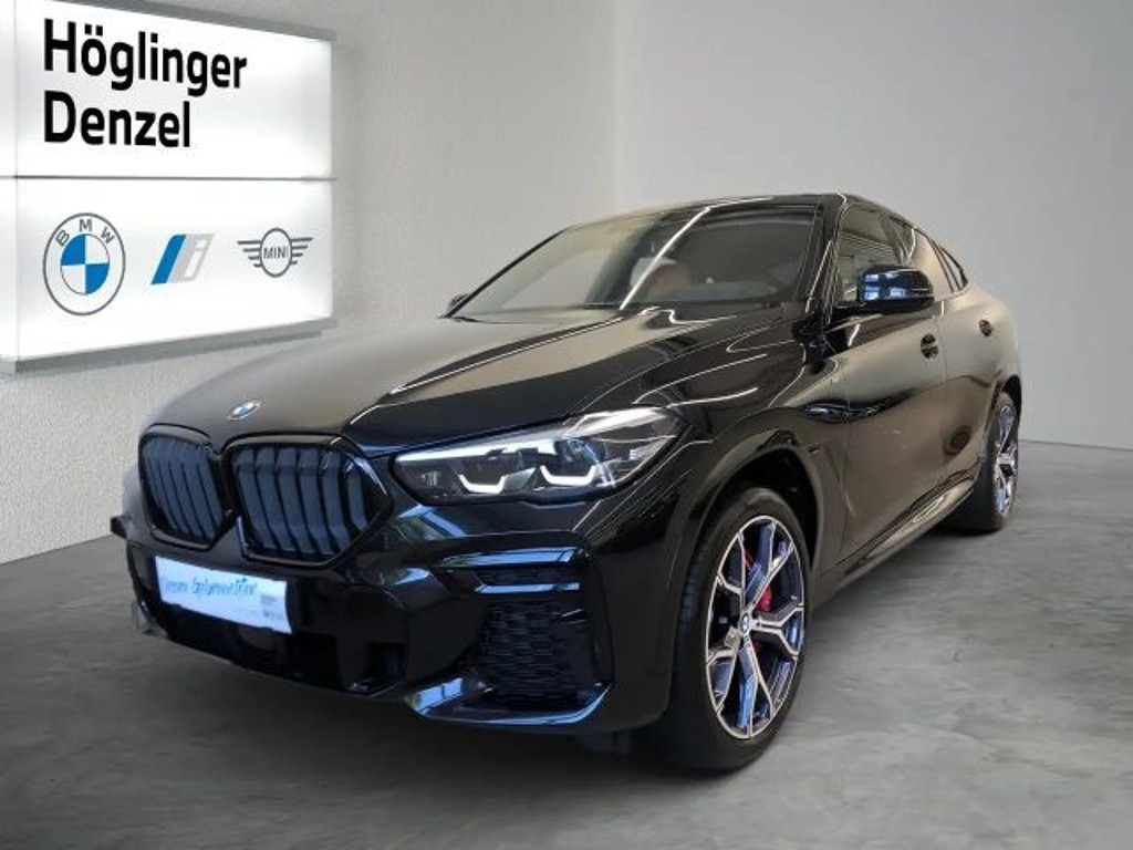 BMW X6 M50i