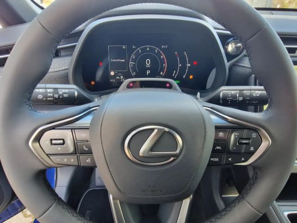 Lexus LBX