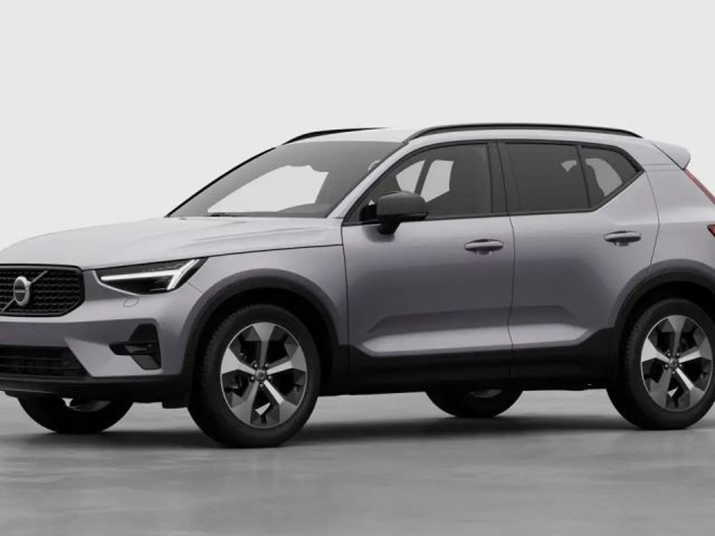 Volvo XC40 Plus Dark