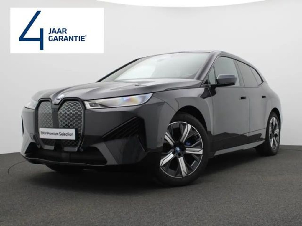 BMW iX 50 - SKY LOUNGE - SPORTPACK