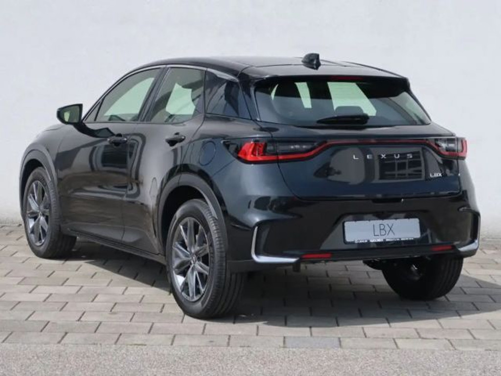 Lexus LBX