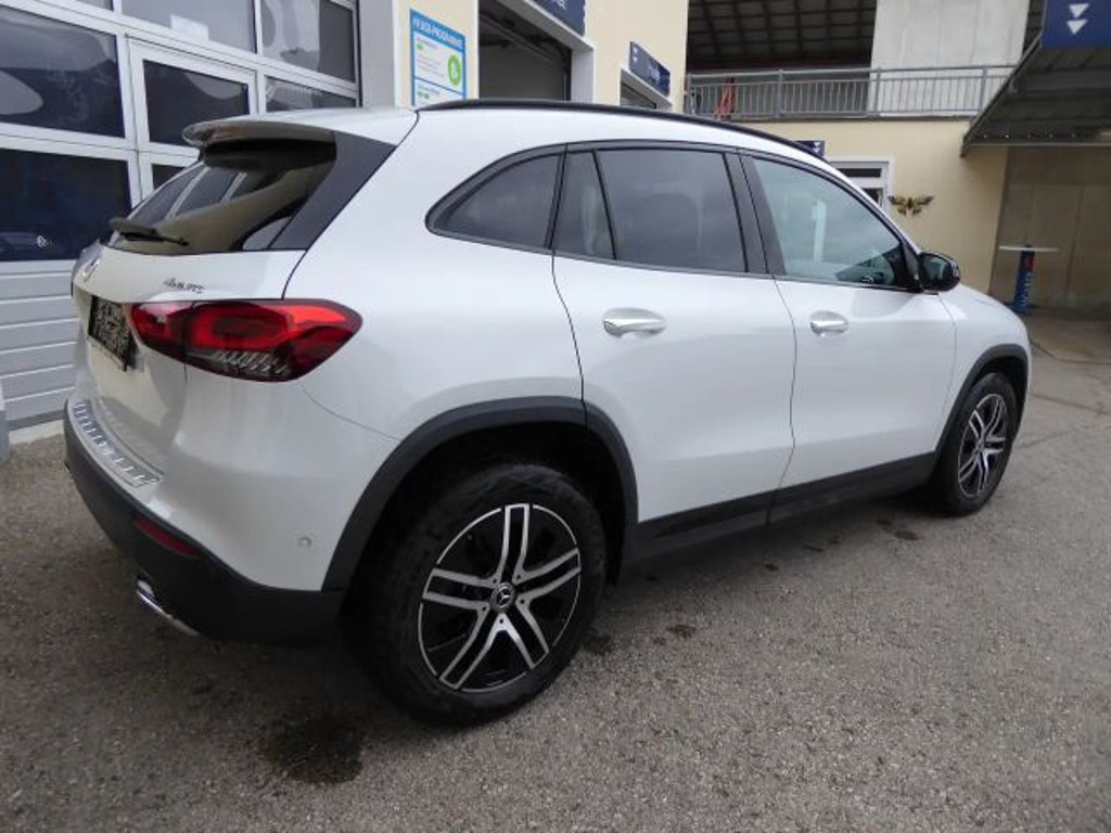Mercedes-Benz GLA-Klasse