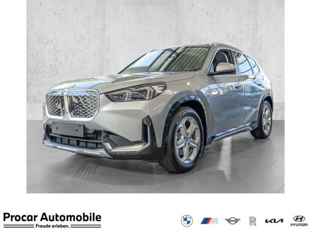 BMW iX1 xDrive30
