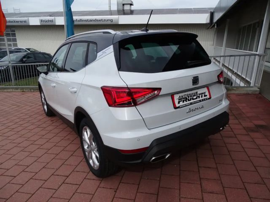 Seat Arona