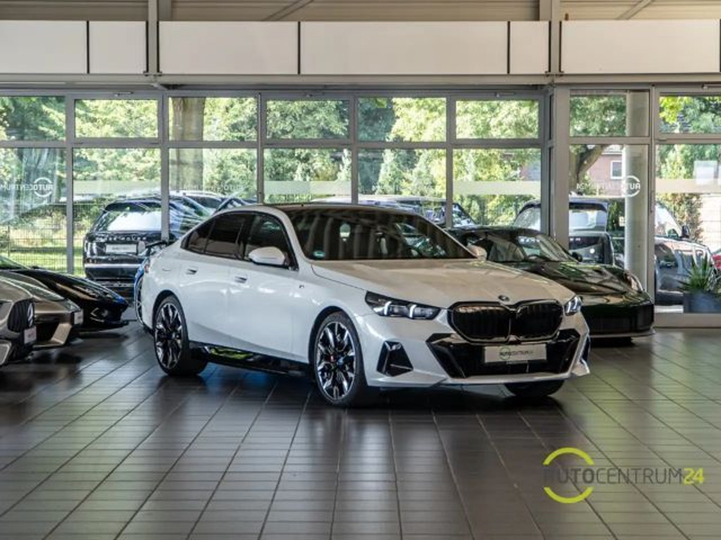 BMW 5 Serie 550 M-Sport xDrive Sedan