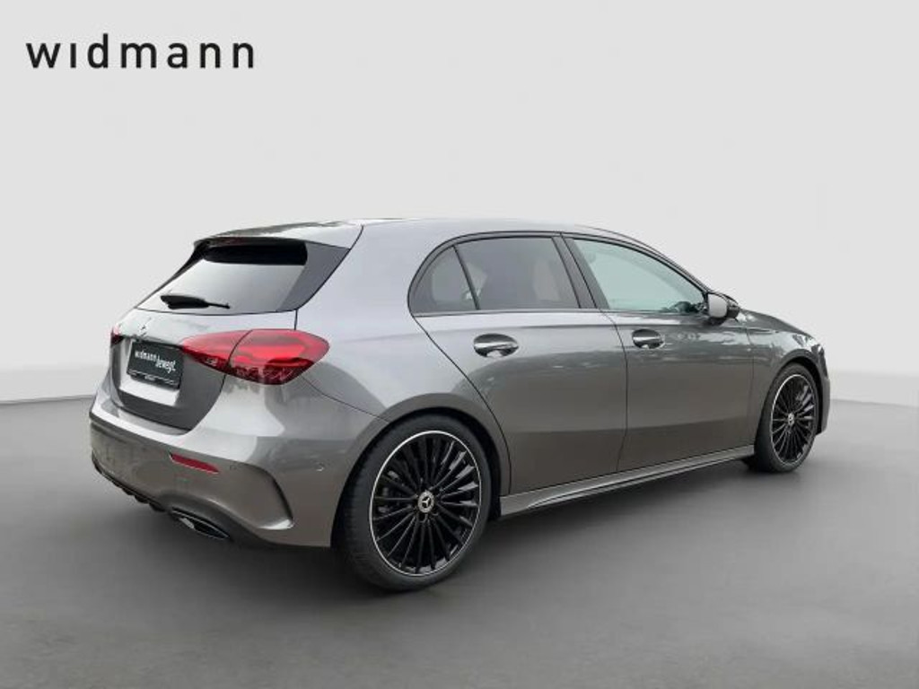 Mercedes-Benz A-Klasse A 200 AMG Line Hatchback