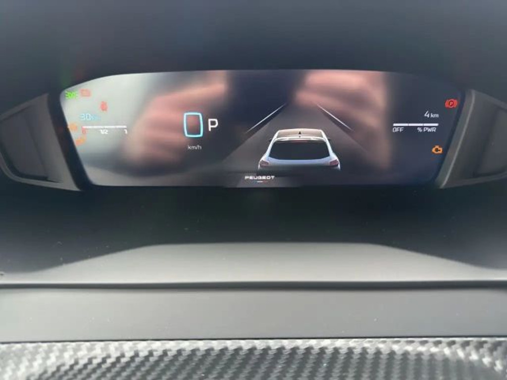 Peugeot e-208