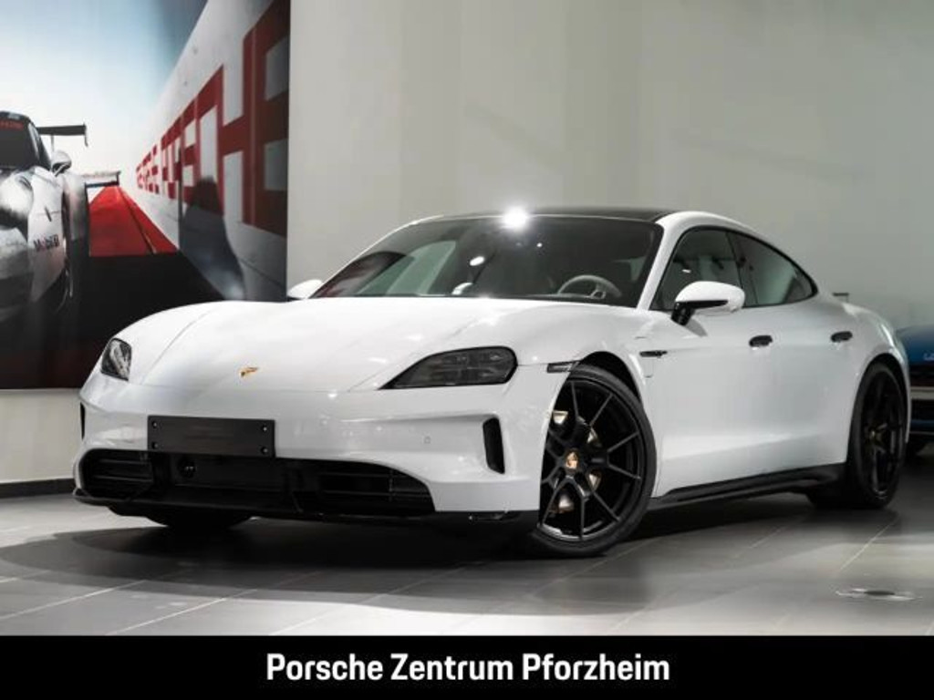 Porsche Taycan BOSE LED-Matrix Panoramadach Luftfederung