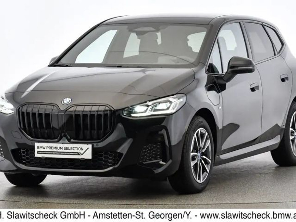 BMW 2 Serie 230 xDrive Sedan