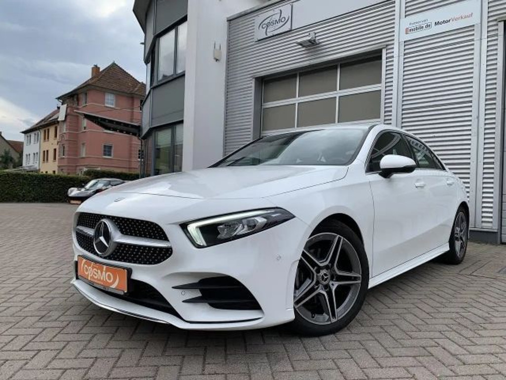 Mercedes-Benz A-Klasse A 200 AMG Line