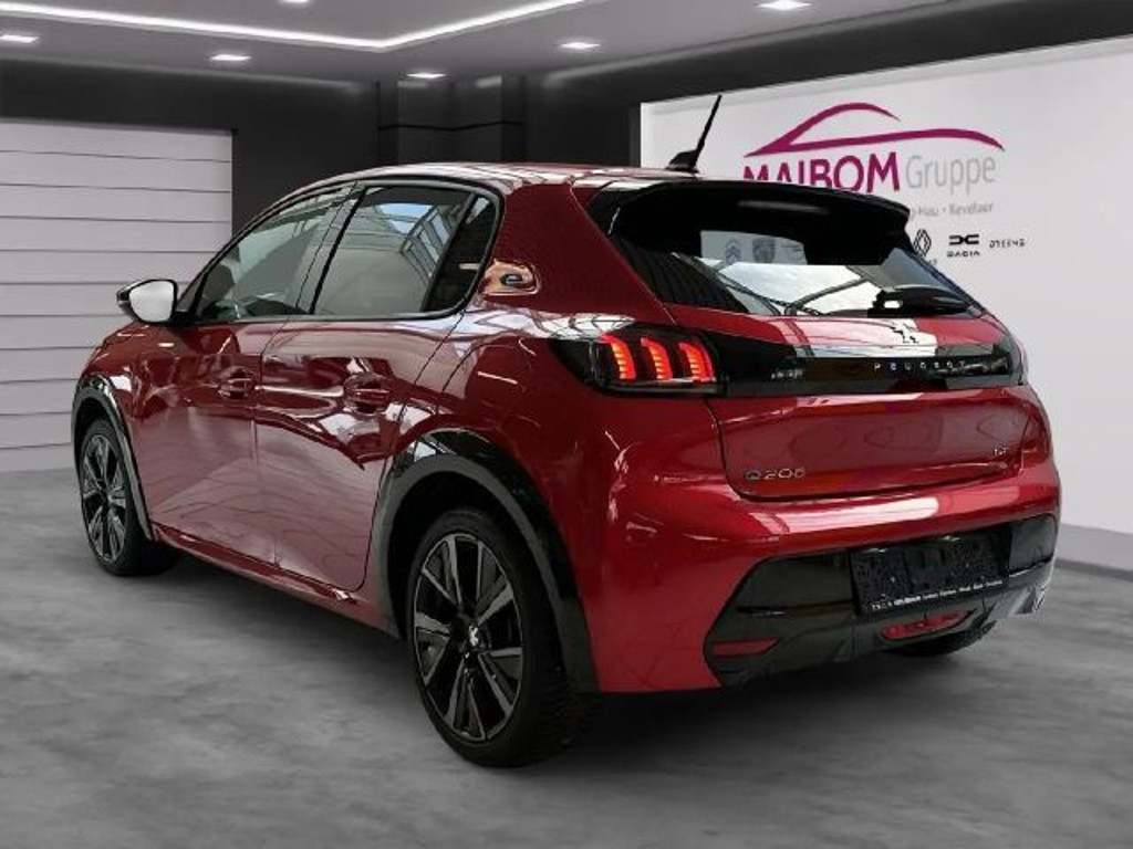 Peugeot e-208