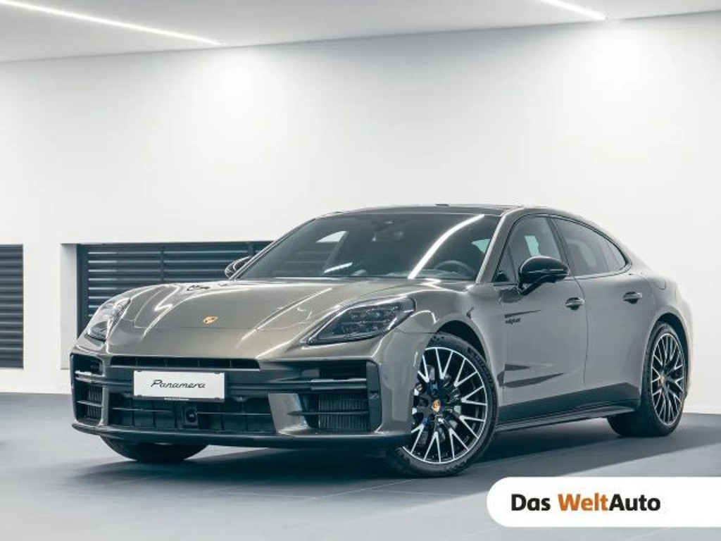 Porsche Panamera E-Hybrid 4