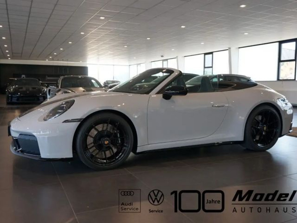 Porsche 992 GTS Cabrio Carrera