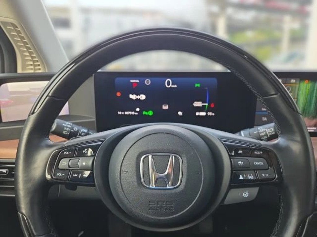 Honda e