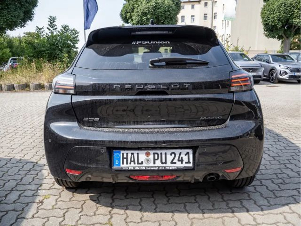 Peugeot e-208