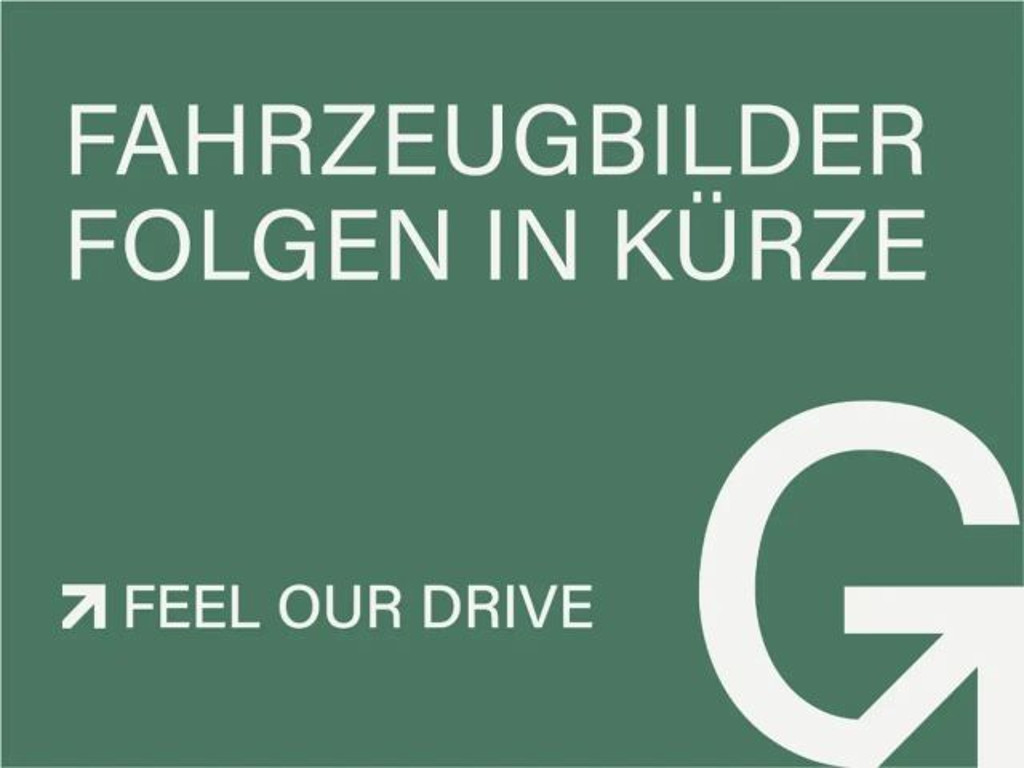 Volvo XC40 Plus Dark