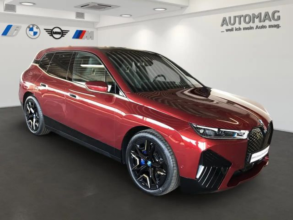 BMW iX M60