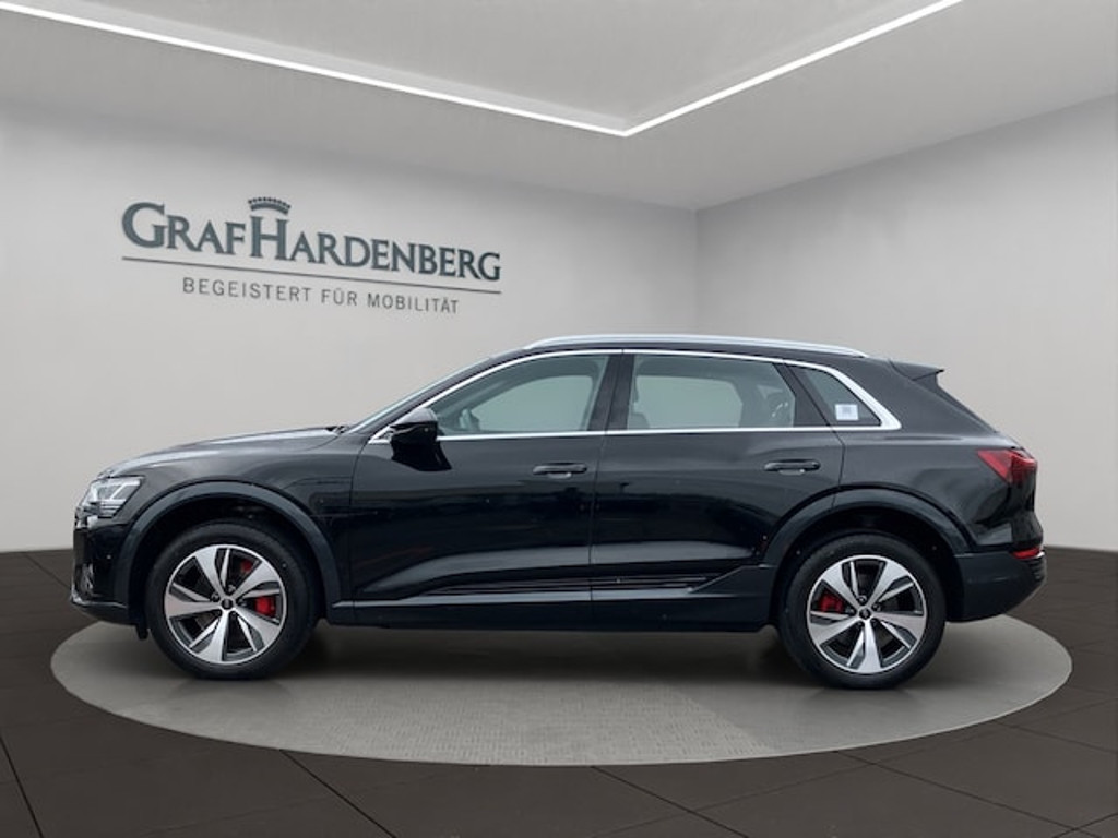 Audi Q8 e-tron Quattro 50