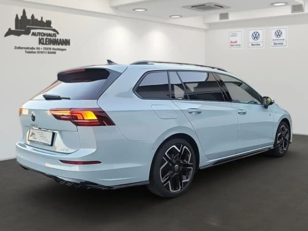 Volkswagen Golf Variant R-Line Golf VIII 1.5 eTSI